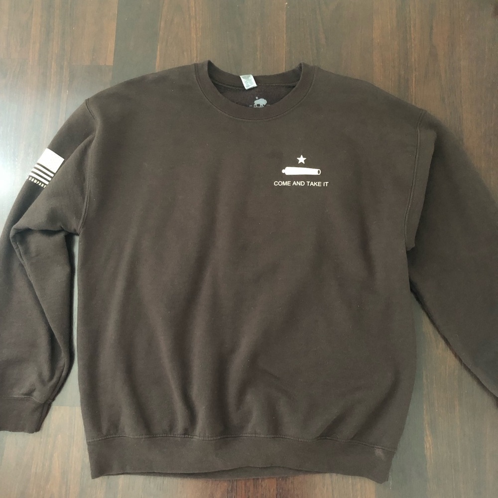 Size Large Chocolate Brown Patriotic “Come and Take It” Graphic Sweatshirt